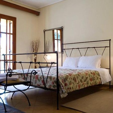 Krinides Hotel Kalavryta Ngoại thất bức ảnh