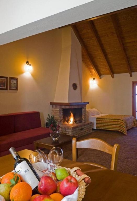 Krinides Hotel Kalavryta Ngoại thất bức ảnh
